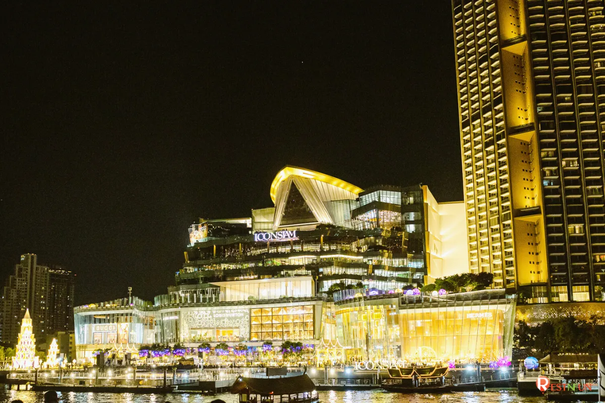 Chao Phraya River cruise with Alangka Cruise at Iconsiam